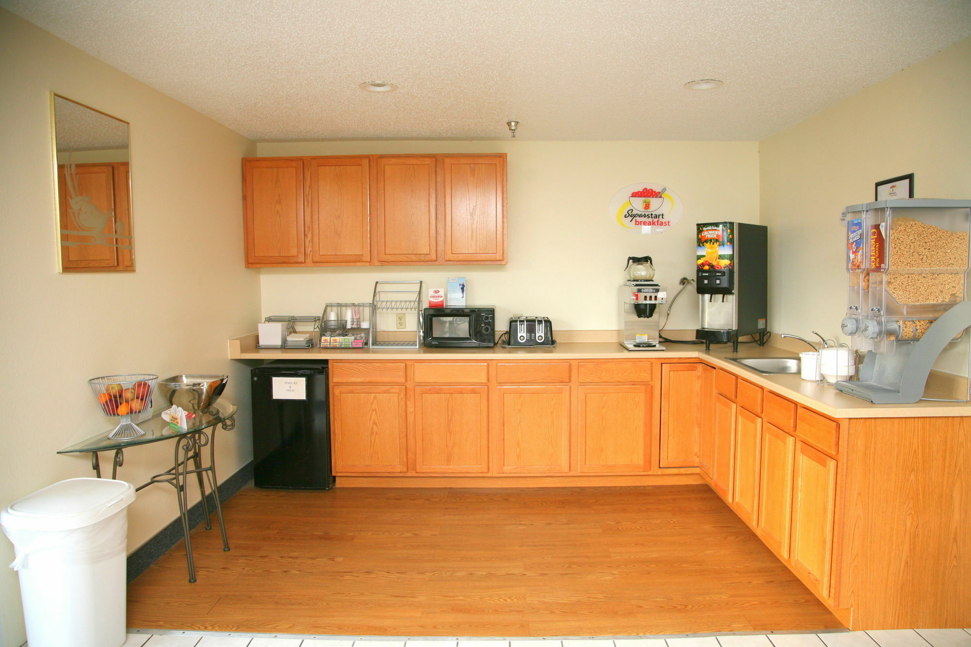 Super 8 By Wyndham Florence Co Extérieur photo